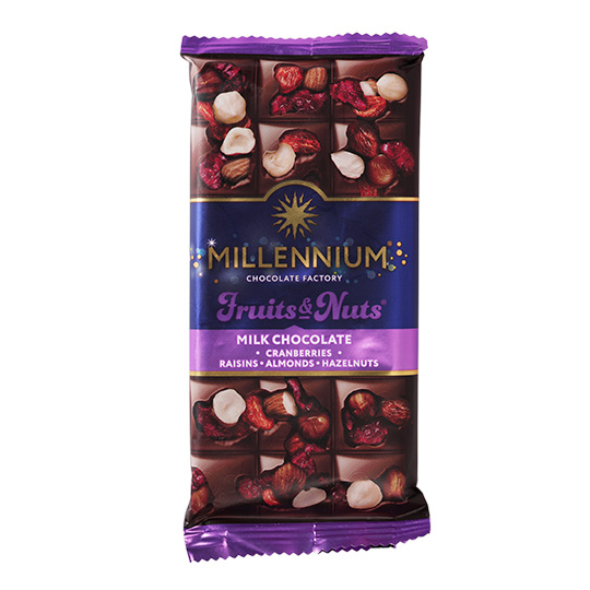 Шоколад Millennium Fruits&Nuts молочний з мигдалем, цілими лісовими горіхами, журавлиною та родзинками 80г