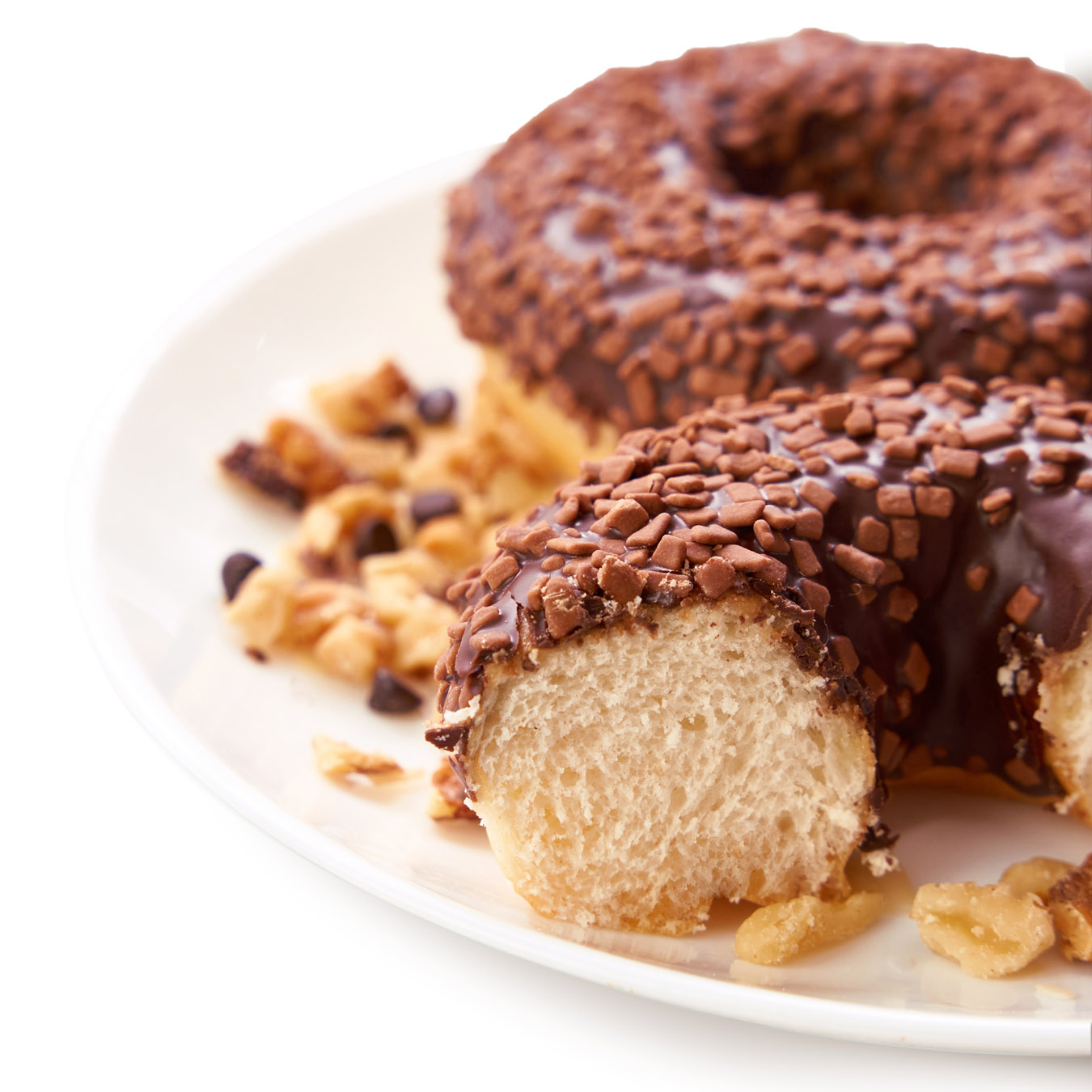 Donut with chocolate crumbs 55g 2